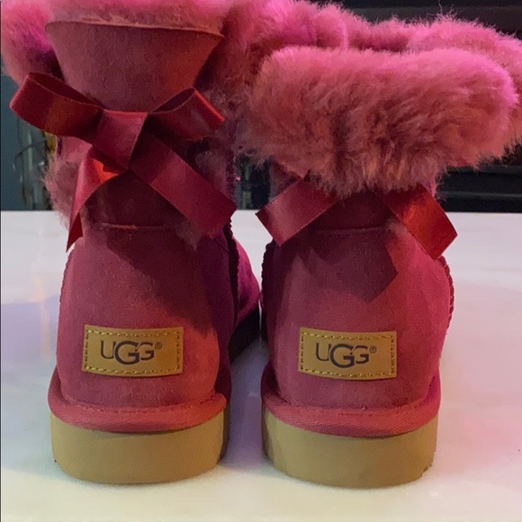 Ugg Bailey bow red size 10 - Picture 2 of 6
